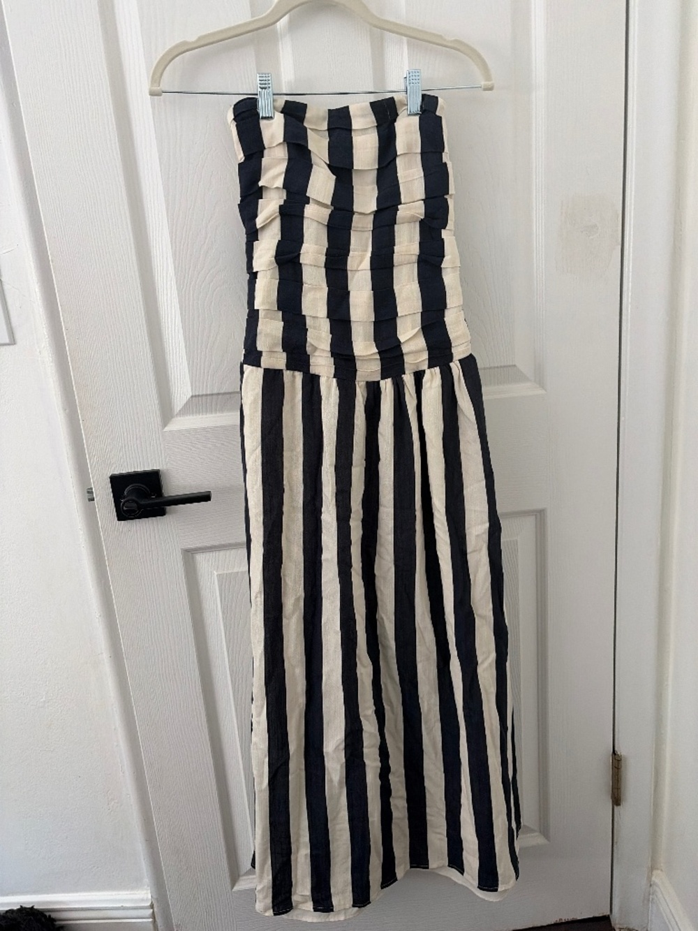 moon River strapless dress size xsmall
